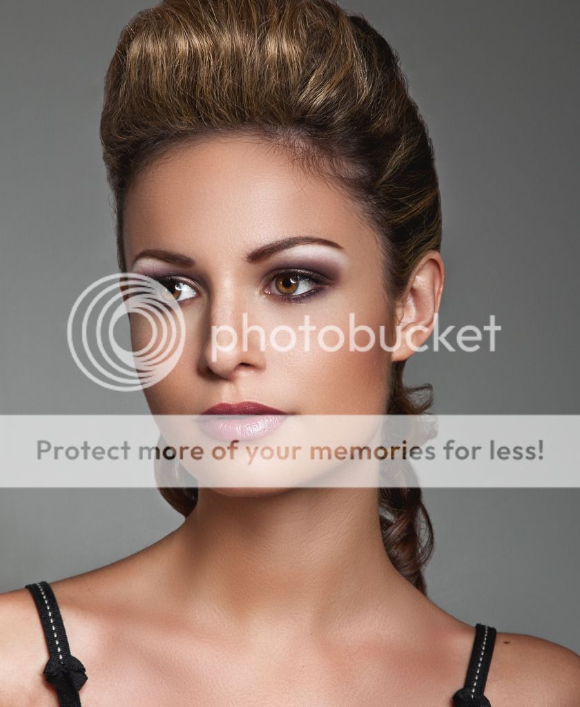 http://i439.photobucket.com/albums/qq113/zkey5/_MG_2206low.jpg