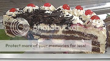 Forum Image: http://i439.photobucket.com/albums/qq120/Akaoni21/BlackForestGateau.jpg
