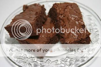 Forum Image: http://i439.photobucket.com/albums/qq120/Akaoni21/Chocolate_Fudge_Brownies-large.jpg